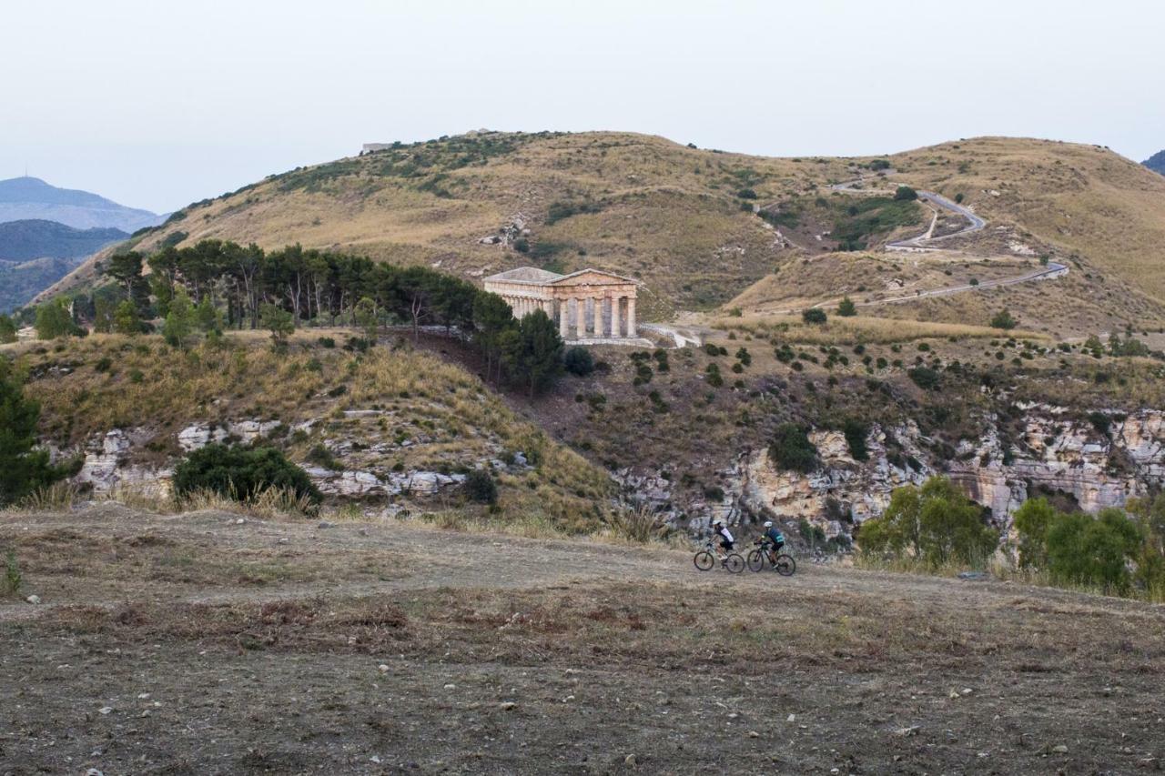 La Dimora Di Segesta B&B Калатафими Екстериор снимка