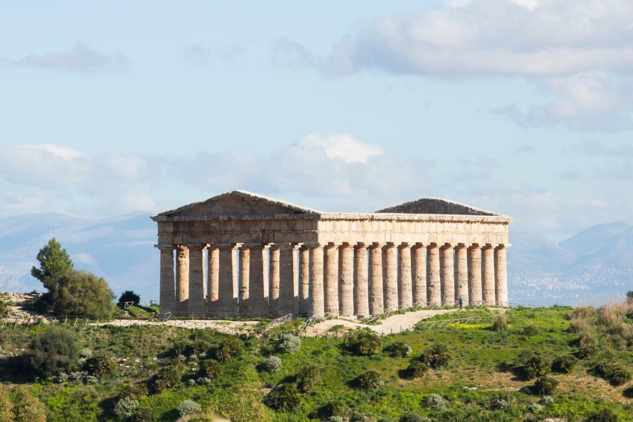 La Dimora Di Segesta B&B Калатафими Екстериор снимка